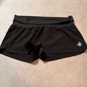 Body Glove Black Women's Athletic Shorts. XL